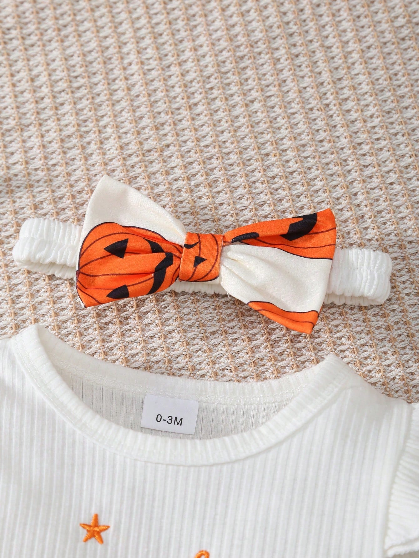 My First Halloween Baby 3Pcs Outfit Ruffle Long Sleeve Ribbed Bodysuit Pumpkin Print Flare Pants Bow Headband Newborn Fall