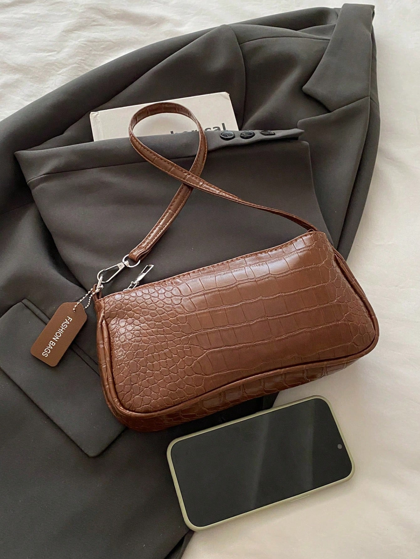 New Fashion Versatile Texture Chain Strap Shoulder Bag, Women Underarm Handbag, White Bag