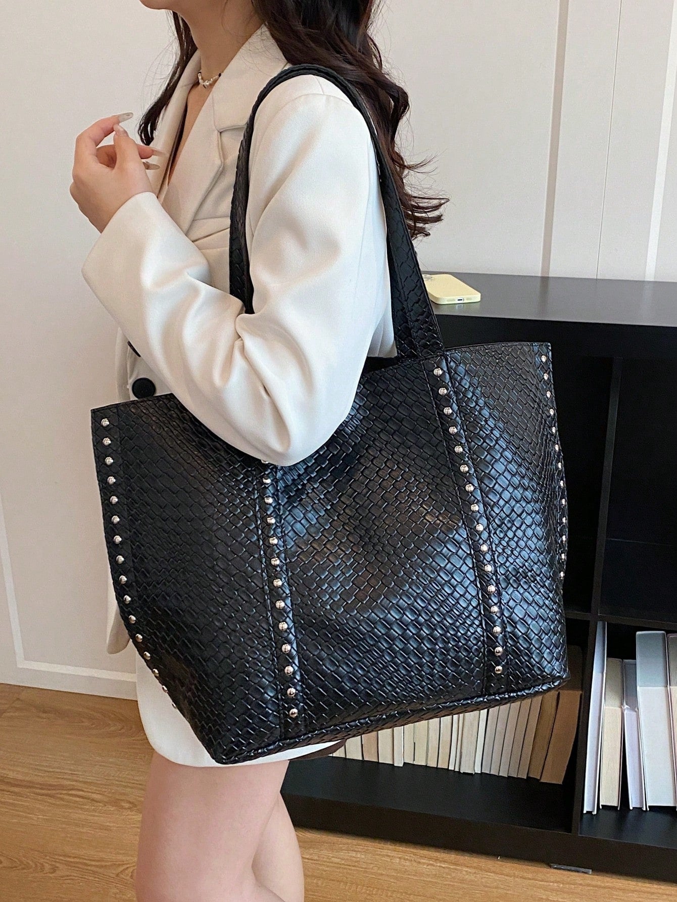 New Fashion Women's Tote Bag, Large Capacity PU Woven Texture High-End Retro Style, Suitable For Dates, Shopping, Versatile And Exquisite
