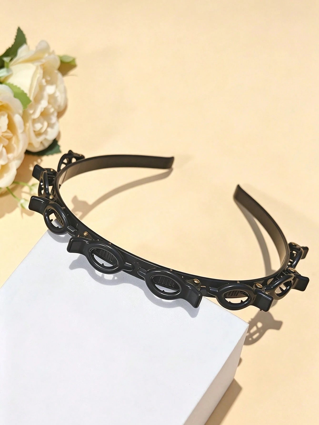 New Korean Style Hollow Woven Headband, Elastic Hair Tie, Bangs Clip, Women's Hair Accessories, Hairstyle Styling Tool, Beauty Product, Women's Curly Hair Accessory, Heatless Curl, Hair Accessory, Hai