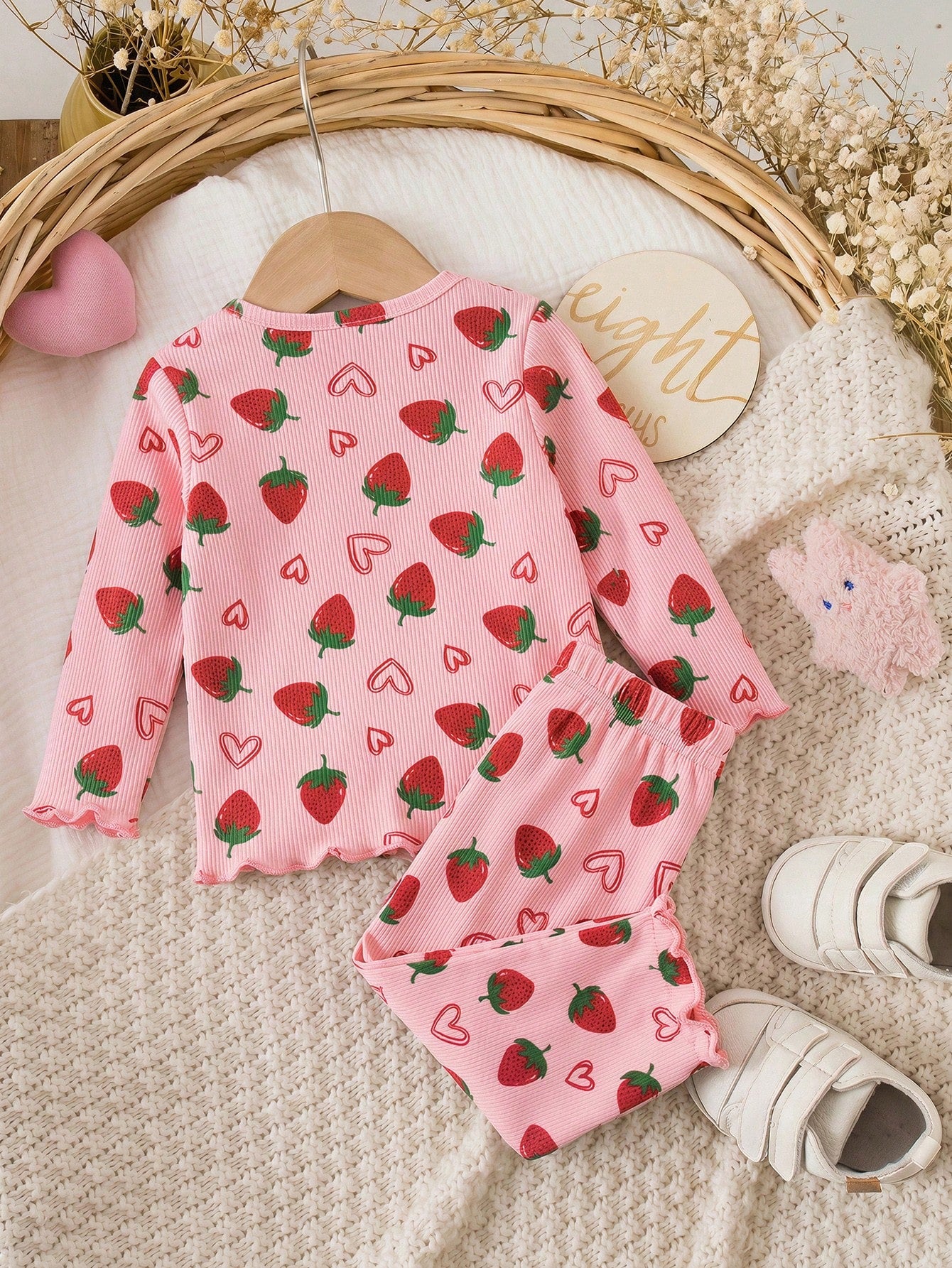 Newborn Baby Girl Casual Comfortable Cute Strawberry Pattern Knit Long Sleeve Pajama Set