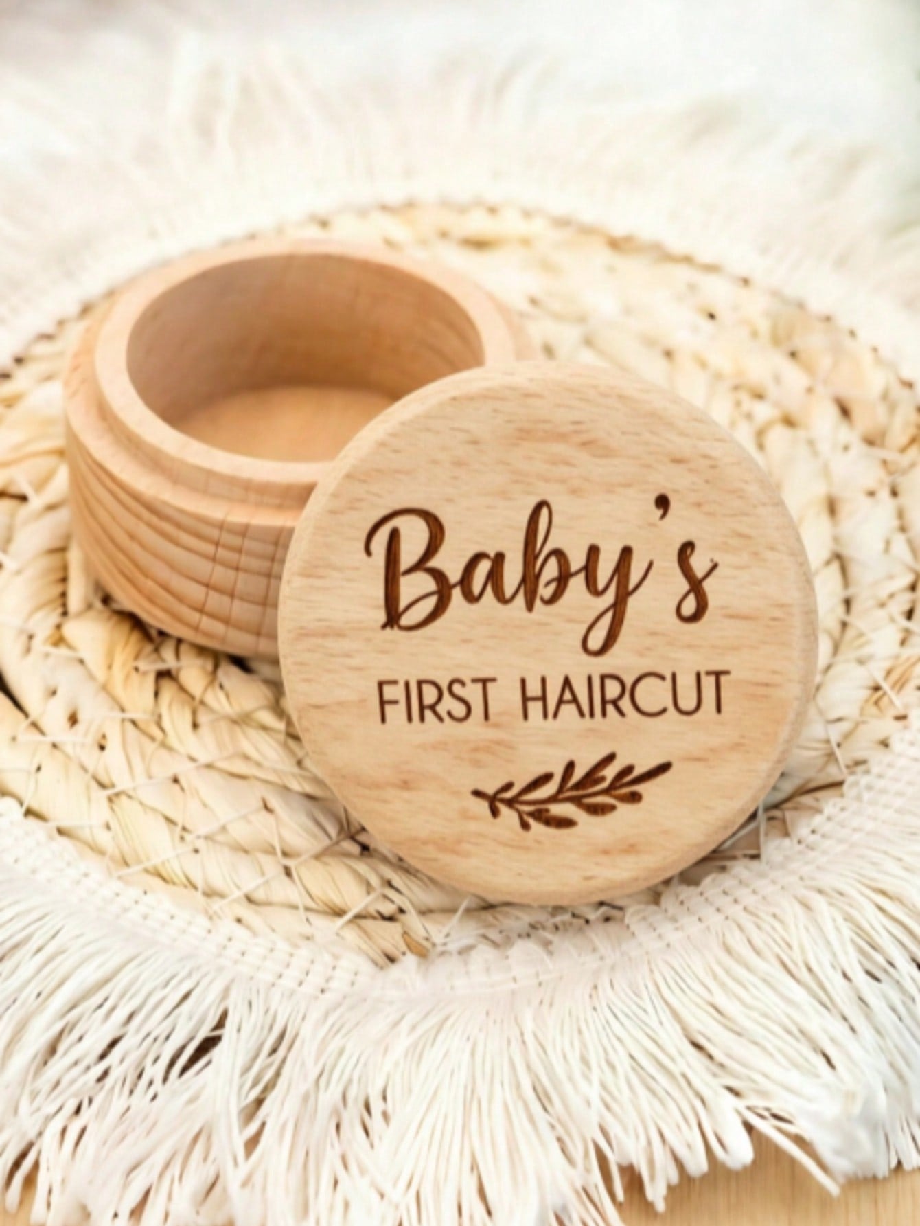 Newborn Essential Items, Newborn Supplies, Newborn Gifts, Baby Products, Baby Shower Gifts, Milestone Memento, Natural Wooden Newborn Memory Box, Baby's First Haircut Milestone Collection Box