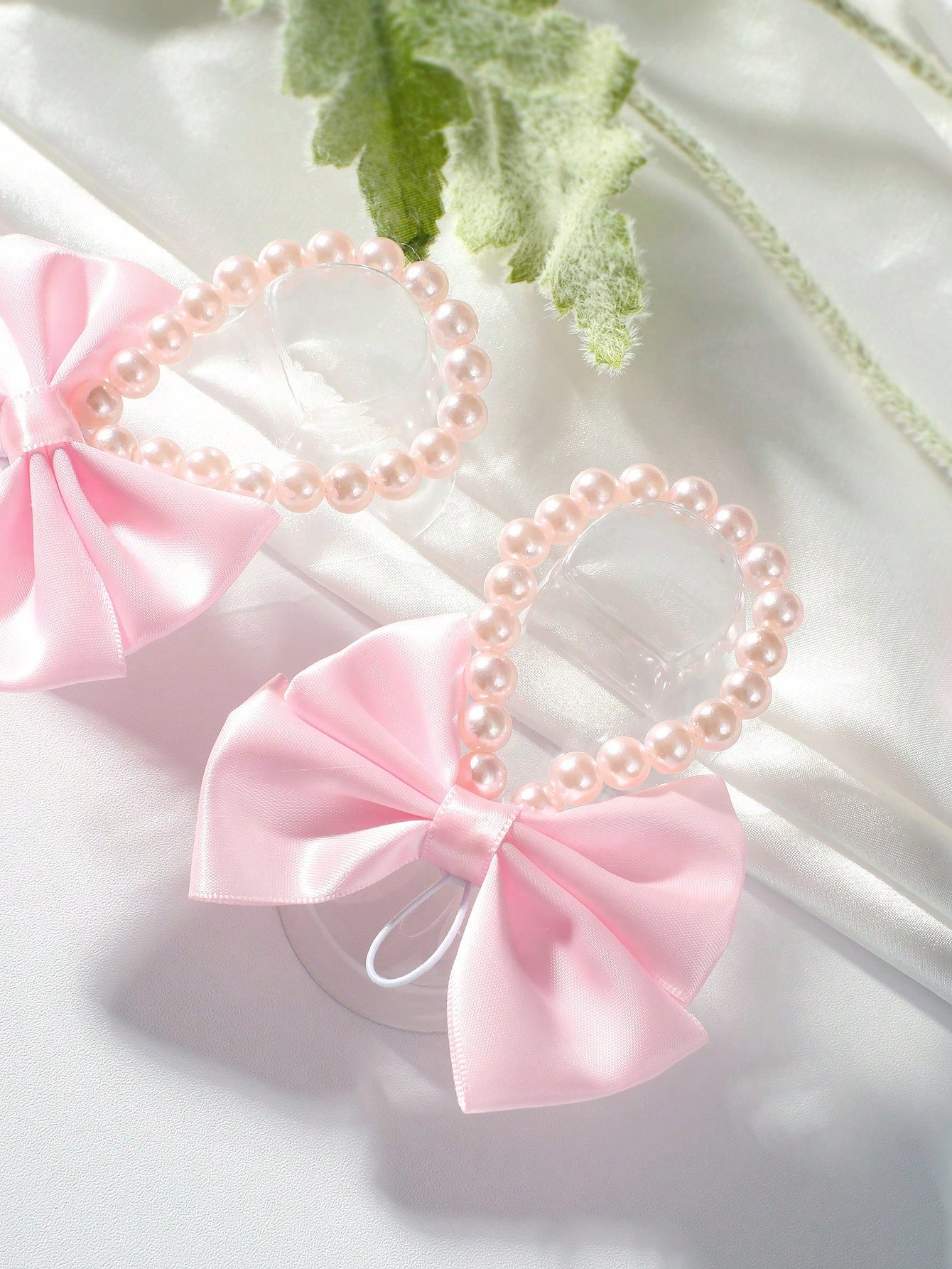 Newborn Photo Props, Infant Pearl Bow Decor Foot Ornaments