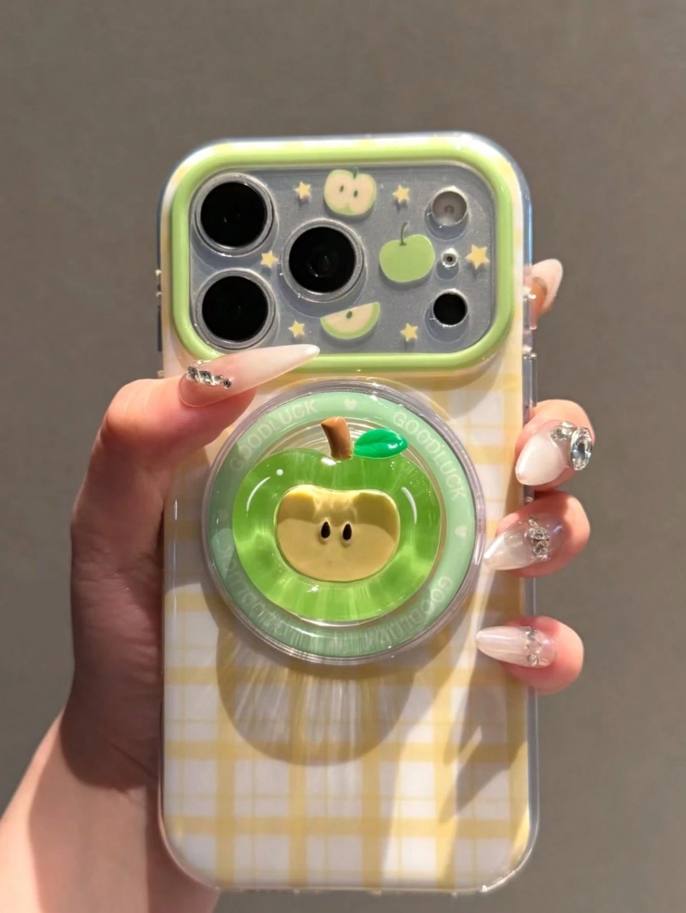 Plaid Green Apple Magnetic Phone Stand Compatible With IPhone 17 Pro Max Phone Case No Interference Apple 16 Pro New 15 Full Coverage 16 PM Shockproof 17 Women's 17 Pro Niche Design Very Beautiful