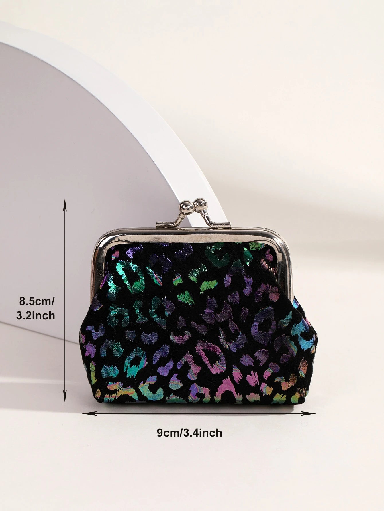 Polka Dot Perfection Women's Stylish & Versatile Kiss Lock Lightweight Cash ID Card Credit Card Portable Pocket Small Pocket Wallet Short Wallet Fashion Modern Travel For Birthday Gift Gift Anniversar