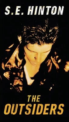 Pre-Owned The Outsiders (Paperback) By S E Hinton