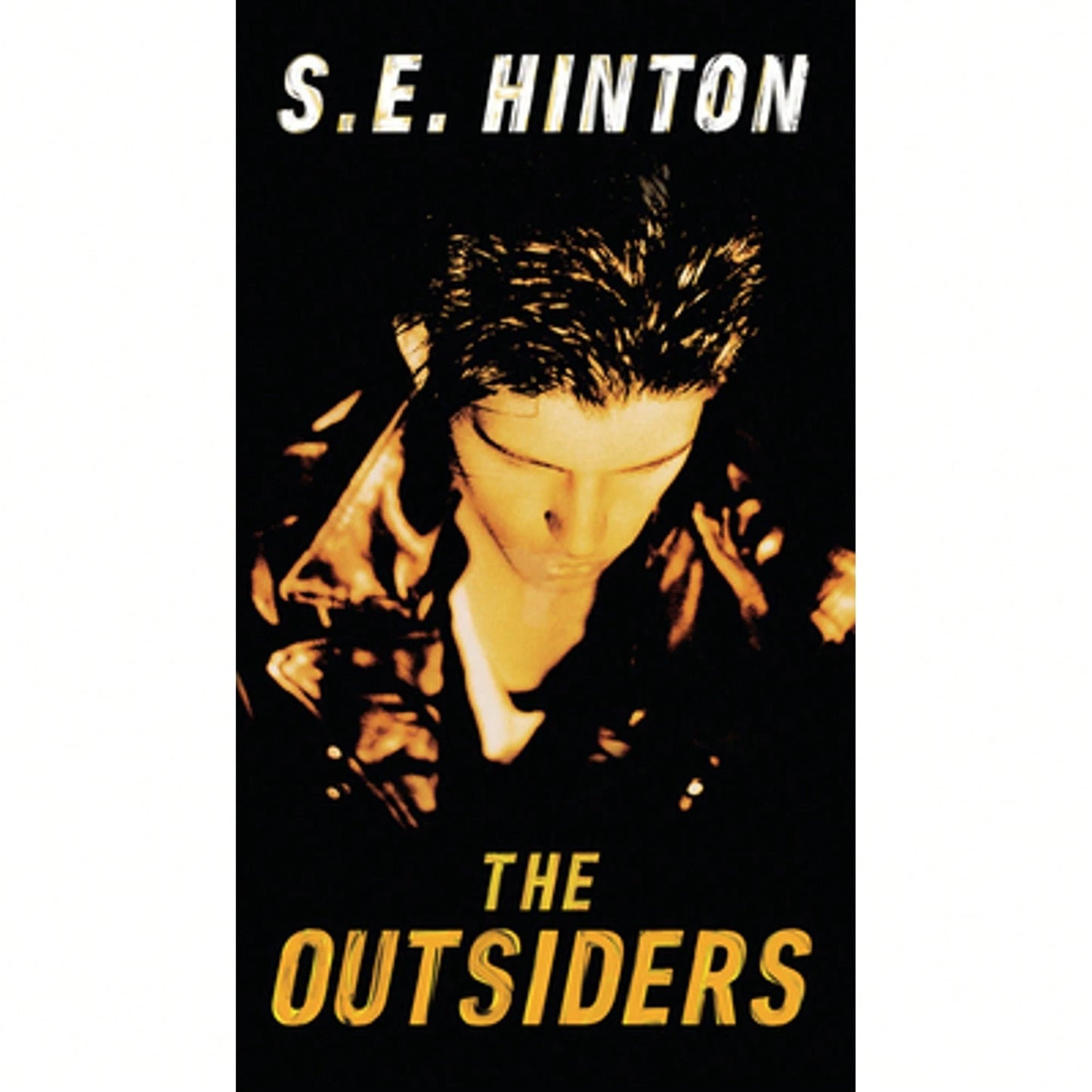 Pre-Owned The Outsiders (Paperback) By S E Hinton