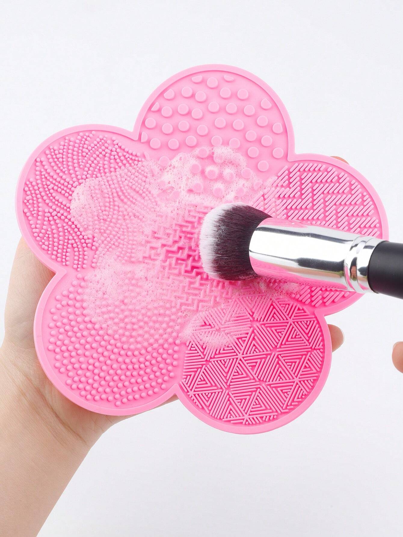 RANCAI 1Pc Flower Silicone Makeup Brush Cleaning Bearings With Suction Cups, Silicone Cleaning Tool, Makeup Brush Tools,Brush Cleaners,Beauty And Personal Care,Giveaways
