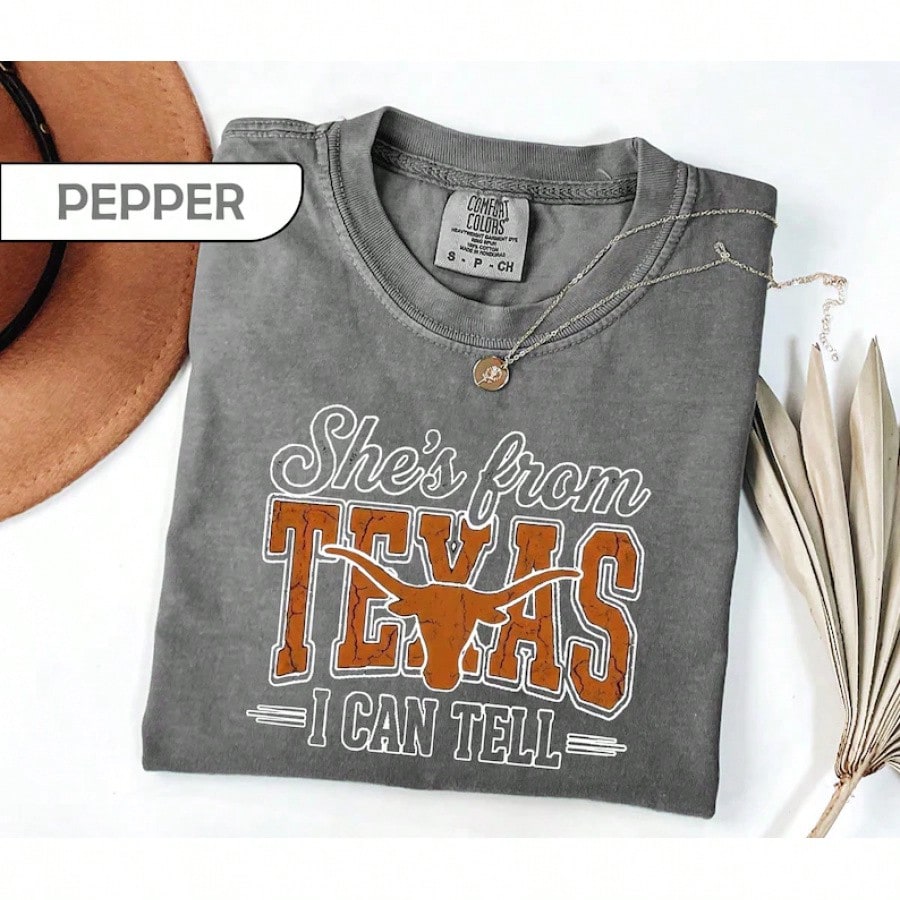 She's From Texas I Can Tell Graphic Tees Shirt Tops, Retro Western Longhorn Country Music Casual Short Sleeve Top