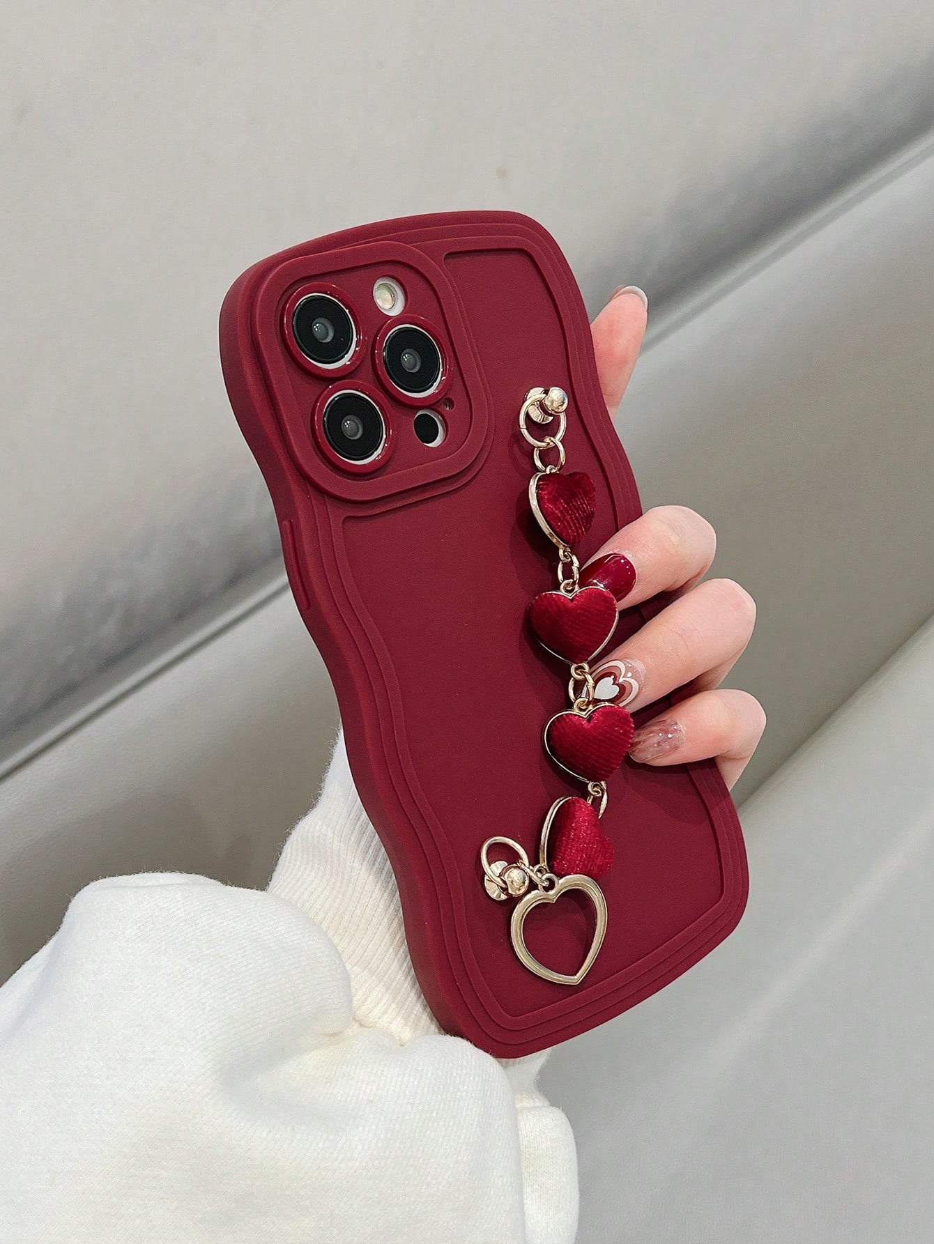 Shockproof Heart Element Wave Bracelet & Heart Apple Phone Case Compatible With IPhone 11, 12, 13, 14, 12 Pro Max, 13 Pro Max, 15, 15 Pro, 15 Plus, 15 Pro Max, 16, 16 Pro, 16 Plus, 16 Pro Max, 17, 17
