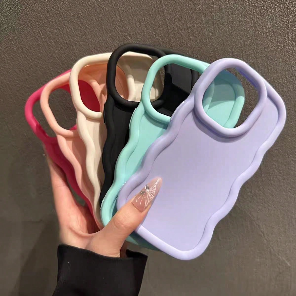 Shockproof Plain Solid Color Novelty Cases Cloud Wavy Edge 6pcs/Set Perforated Design Smartphone Cases Shock-Resistant Compatible With IPhone 15/14/13/12/11 XS XR X 7/8 Mini Plus Pro Pro Max Models Wa