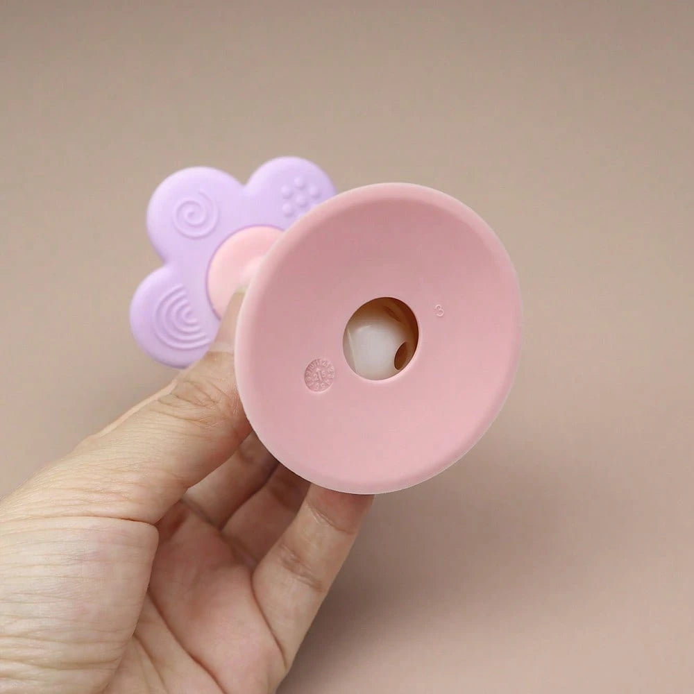 Silicone Multi-Function Rattle Toy, Bright Colors With Rattle, Develop Baby's Visual And Auditory Abilities, Multiple Chewing Points Teething Toy, Bottom With Suction Cup, Can Be Used On High Chair As