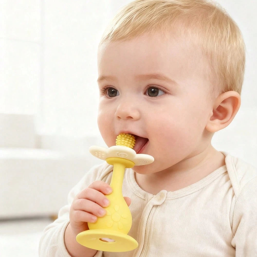 Silicone Multi-Function Rattle Toy, Bright Colors With Rattle, Develop Baby's Visual And Auditory Abilities, Multiple Chewing Points Teething Toy, Bottom With Suction Cup, Can Be Used On High Chair As
