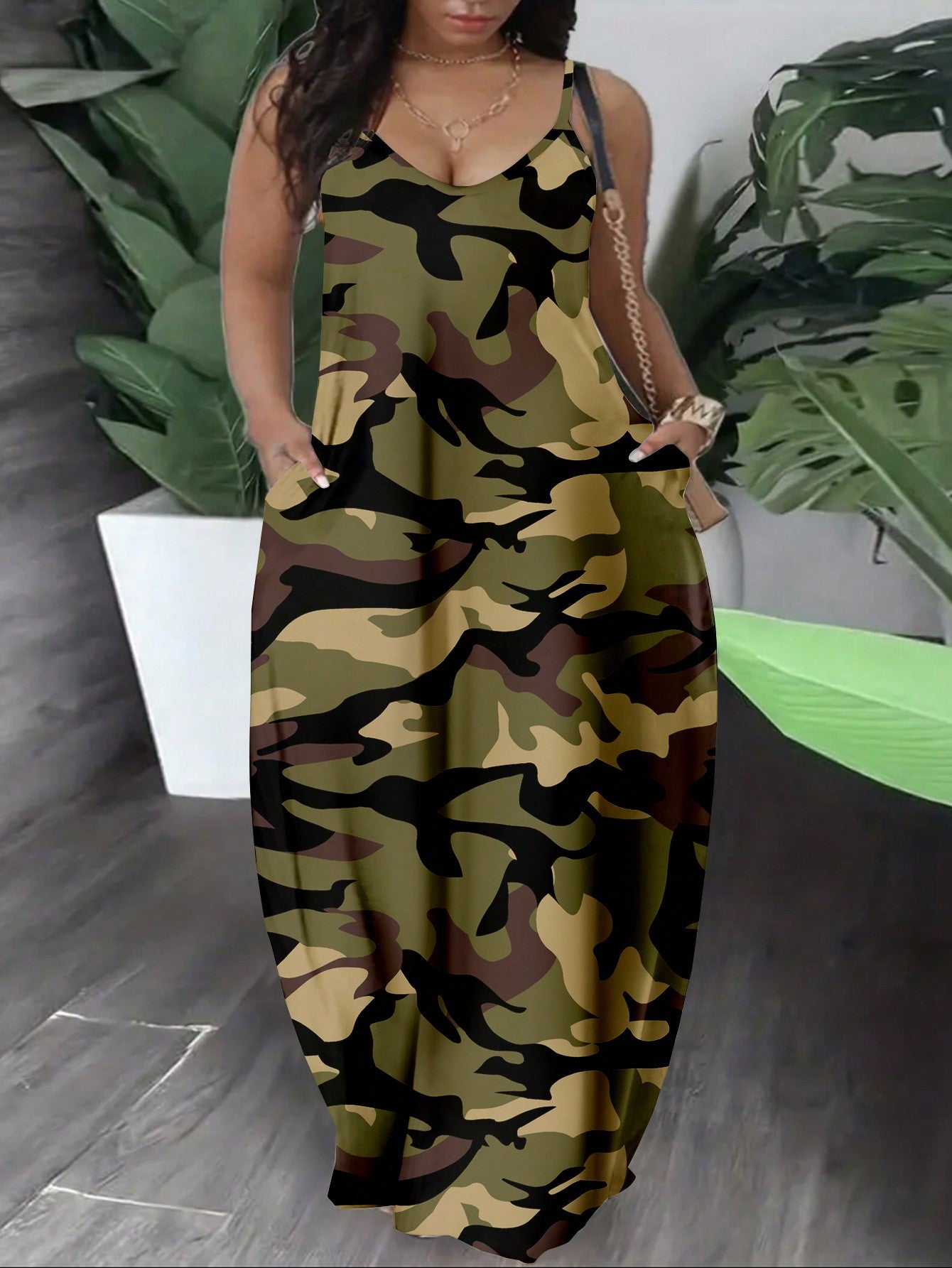 Slaydiva Casual Minimalist Loose Strap Pocket Camo Print Dress For Women, Army Green