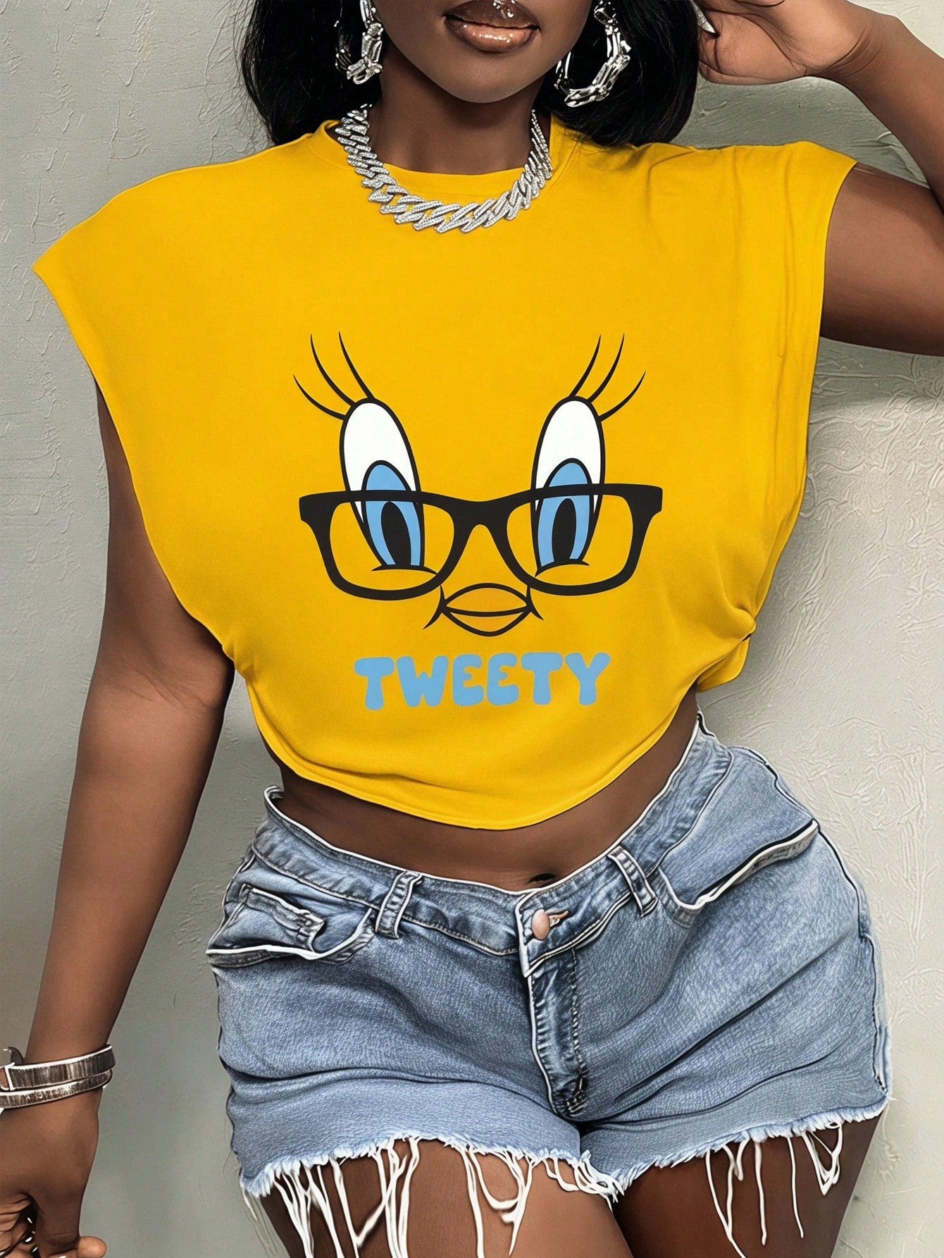 Slaydiva LOONEY TUNES X Plus Size Casual Sleeveless T-Shirt, Suitable For Summer