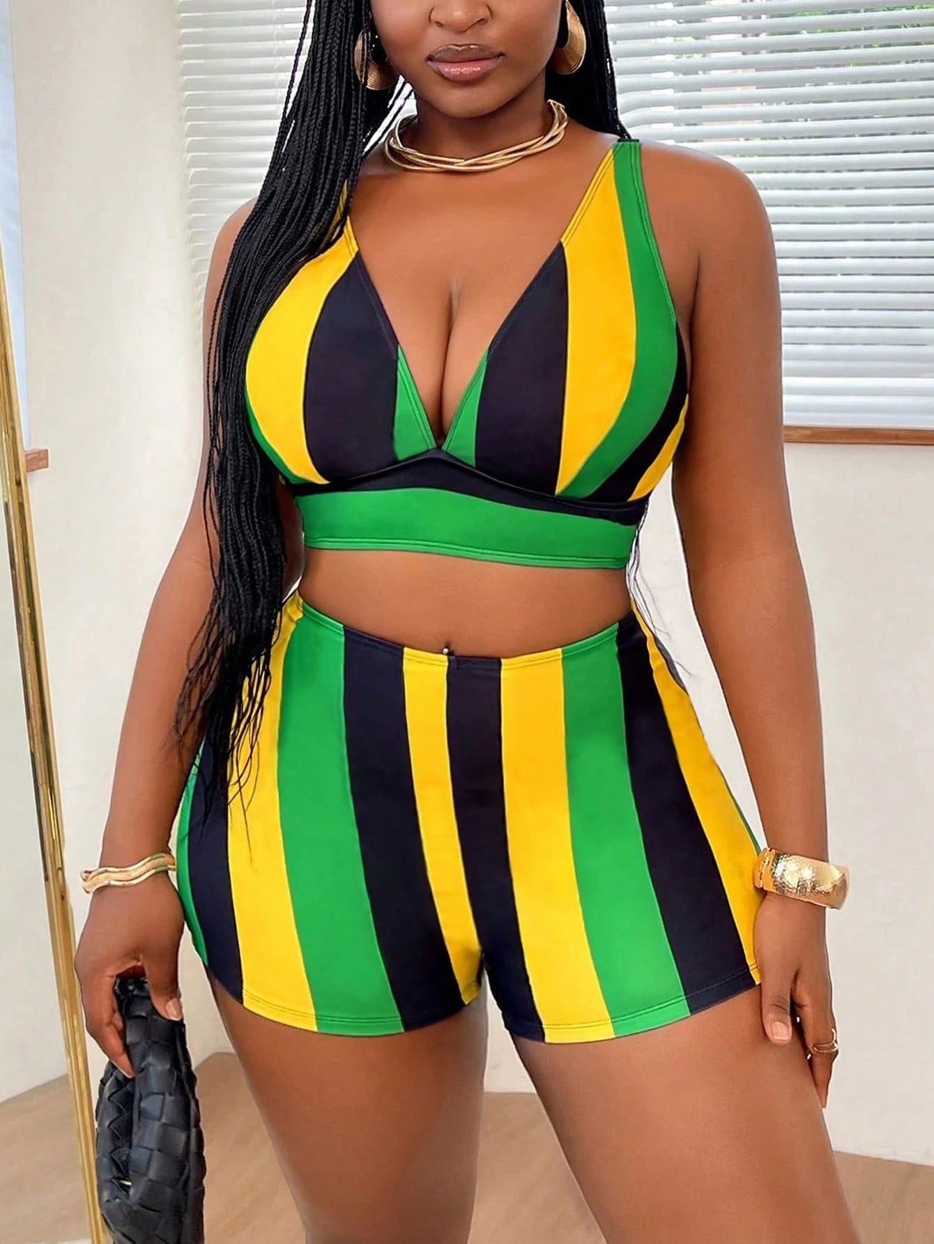 Slaydiva Plus Size Women's 2pcs Set Striped & Graphic Print V Neck Tankini Top With High Waist Swim Shorts, Summer Beach Vacation