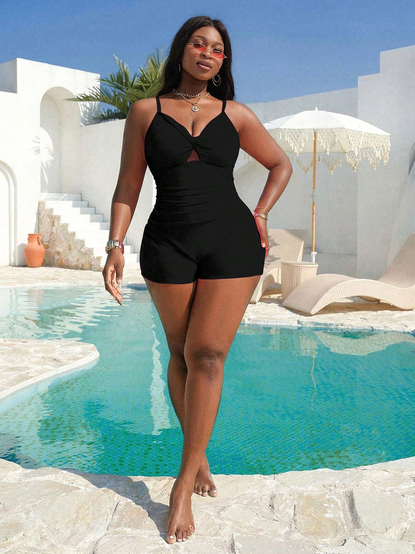 Slaydiva Plus Size Women Solid Color One-Piece Twist Ruched Front Tankini Swimsuit Vacation Black Summer