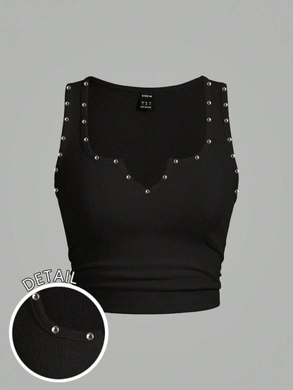 Slaydiva Women's Plus-Size Black Ribbed Cropped Tank Top,Studded Iron-On Patches,Summer Kawaii Style For Night Out Club,Music Festivals,Parties,Casual Outings