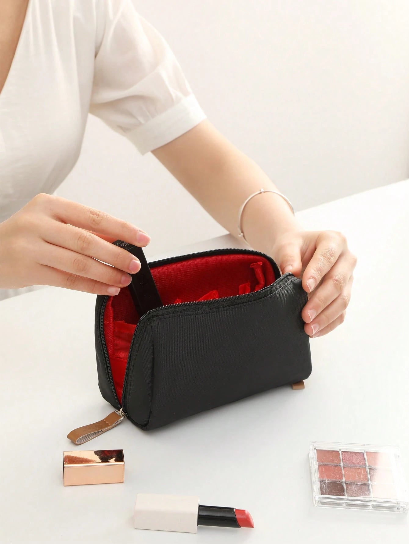 Small Portable Makeup Bag Makeup Pouch Skincare Bag Toiletry Bag Packing Cubes, Travel Essentials Cruise Essentials Dorm Essentials, Wedding Bridesmaid Gifts, Mom Gifts, Birthday Gifts For Friends And