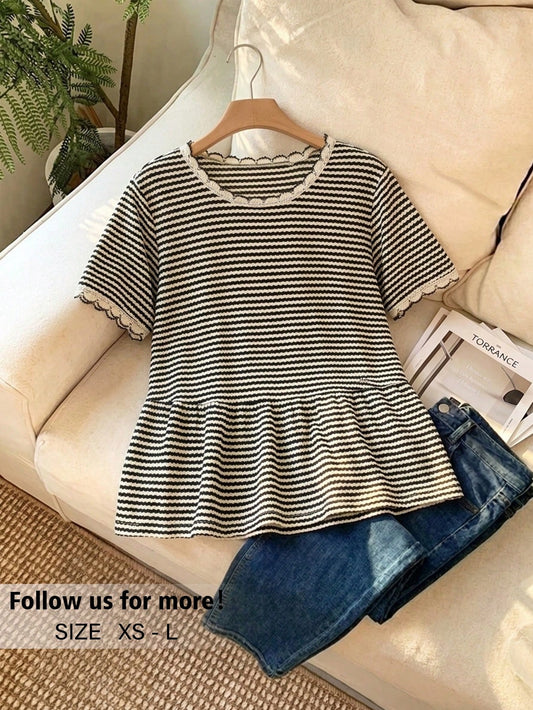 Story & Sage Women's Casual Elegant French Home T-Shirt, Spring/Summer Fitted Lace Patchwork Striped Dress Style Hem Black And White Checkered Short Sleeve Brunch