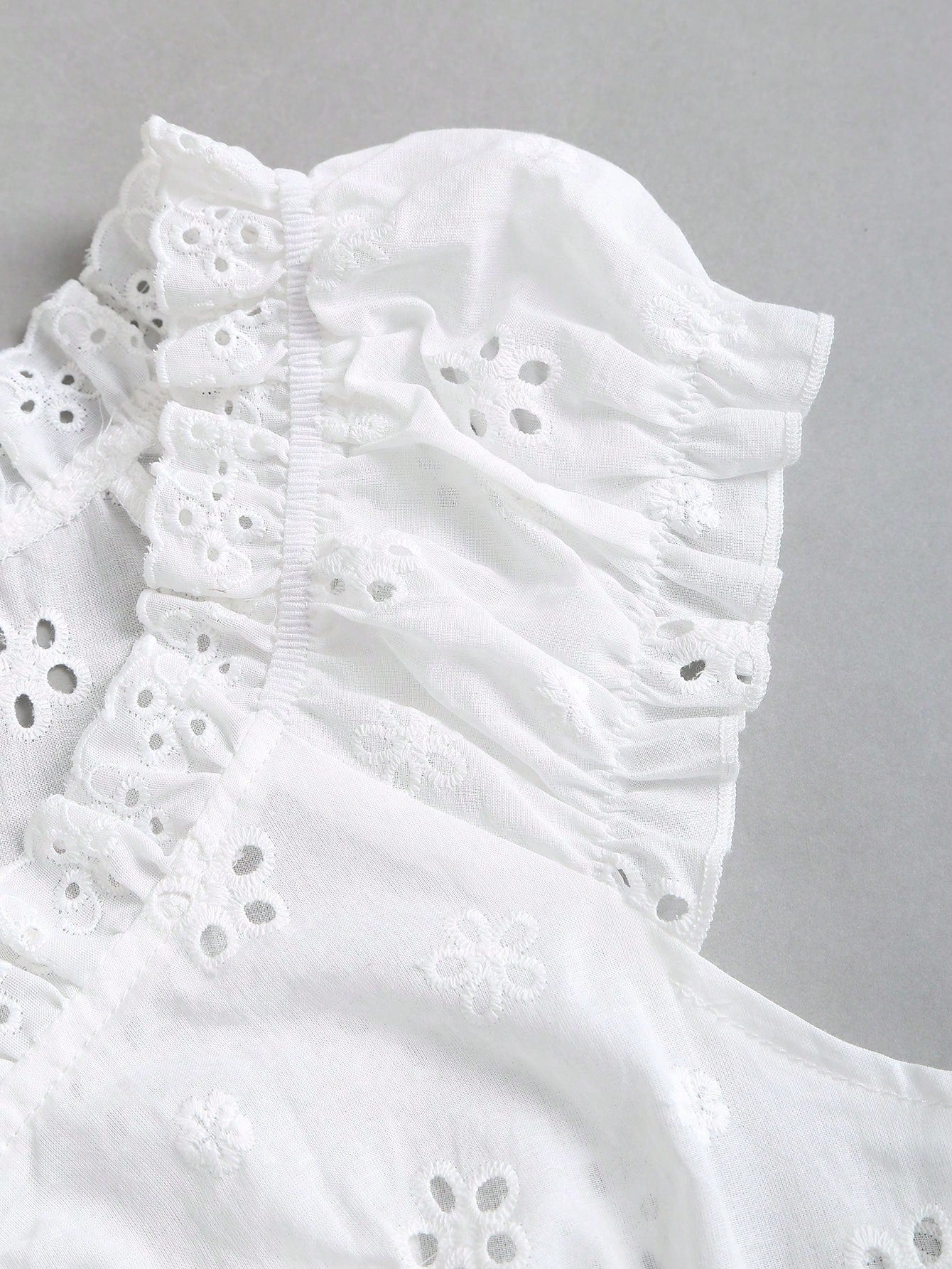 Sweetra Women's 2000s Style Elegant Going Out Tops, Sweet Fitted Ruffle Hem Design, Ladies Blouse