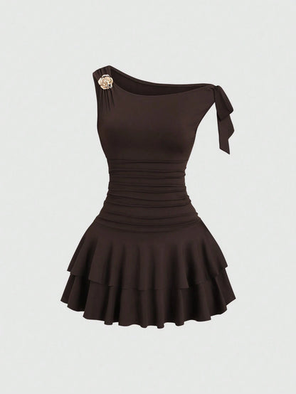 Sweetra Women's Metal Flower Decor Ruched Shoulder Ruched Hem Fashionable Dress