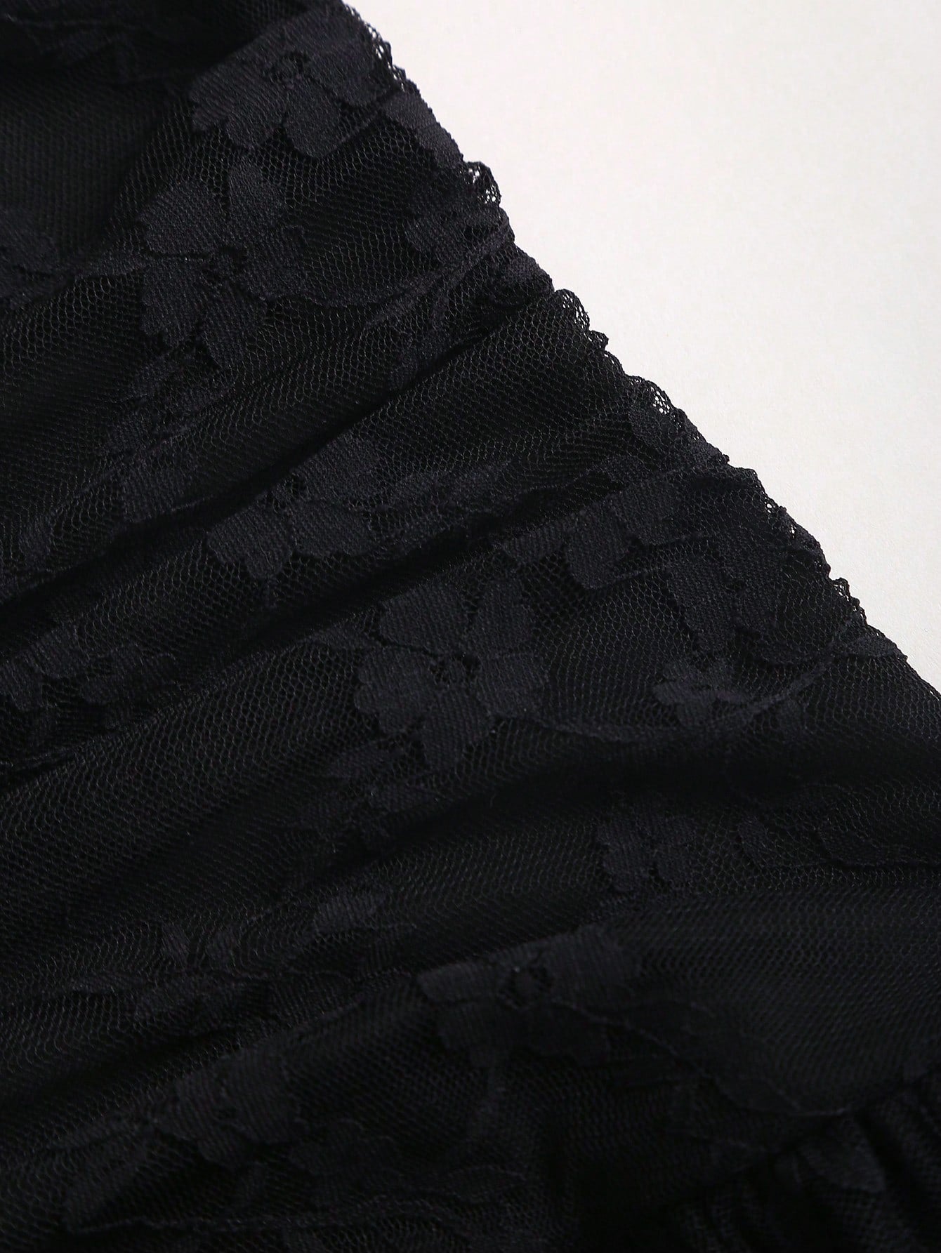 Sweetra Y2K Sexy Lace Halter Elegant Sweet Pleated Chiffon Dress, Suitable For Commuting
