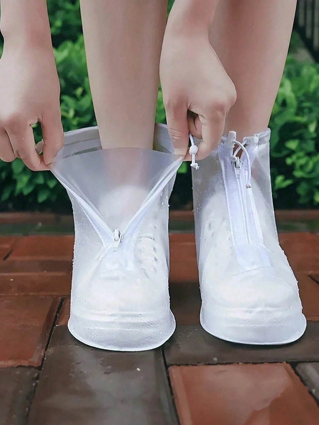 Thickened Waterproof Rain Shoe Covers – Highly Elastic, Foldable, And Portable Silicone – A Must-Have For The Back-To-School Season