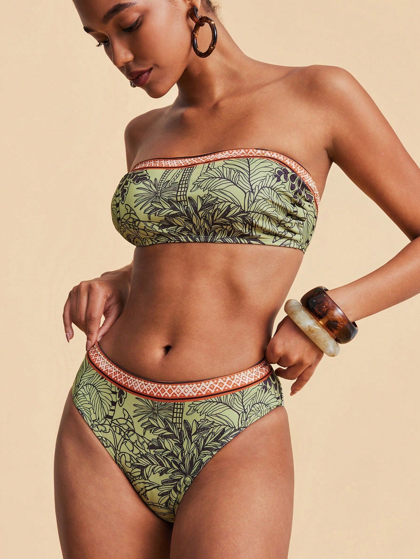 Travachic Women's Tropical Plant Print Bandeau Top And Triangle Bikini Bottom Swimsuit Set For Beach Vacation
