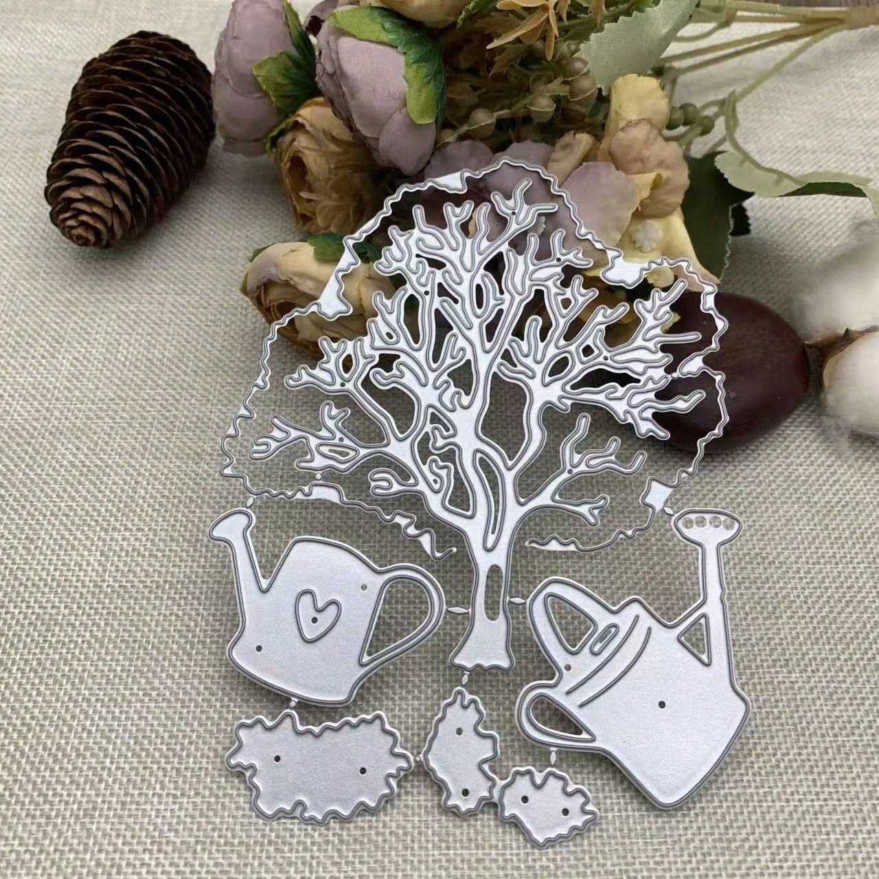 Tree-Shaped Metal Die-Cut Set, Tree And Watering Can Frame Cutting Molds, DIY Photo Decoration Templates, Embossed Paper Molds, Suitable For Scrapbooking And Card Making.