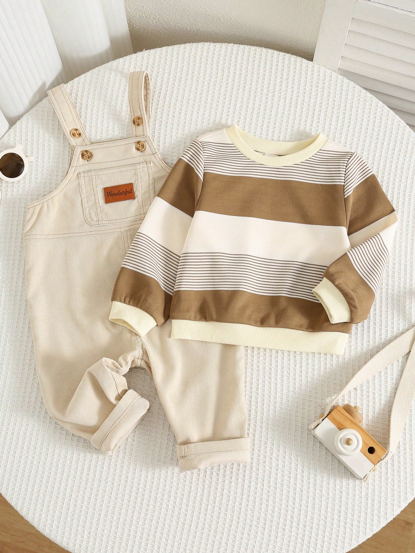 Unisex Baby Boy/Girl, Toddler 2pcs Autumn/Winter Casual Cute Striped Sweatshirt Set, Corduroy Overalls, Baby Winter Clothes/Outfit Set, Halloween
