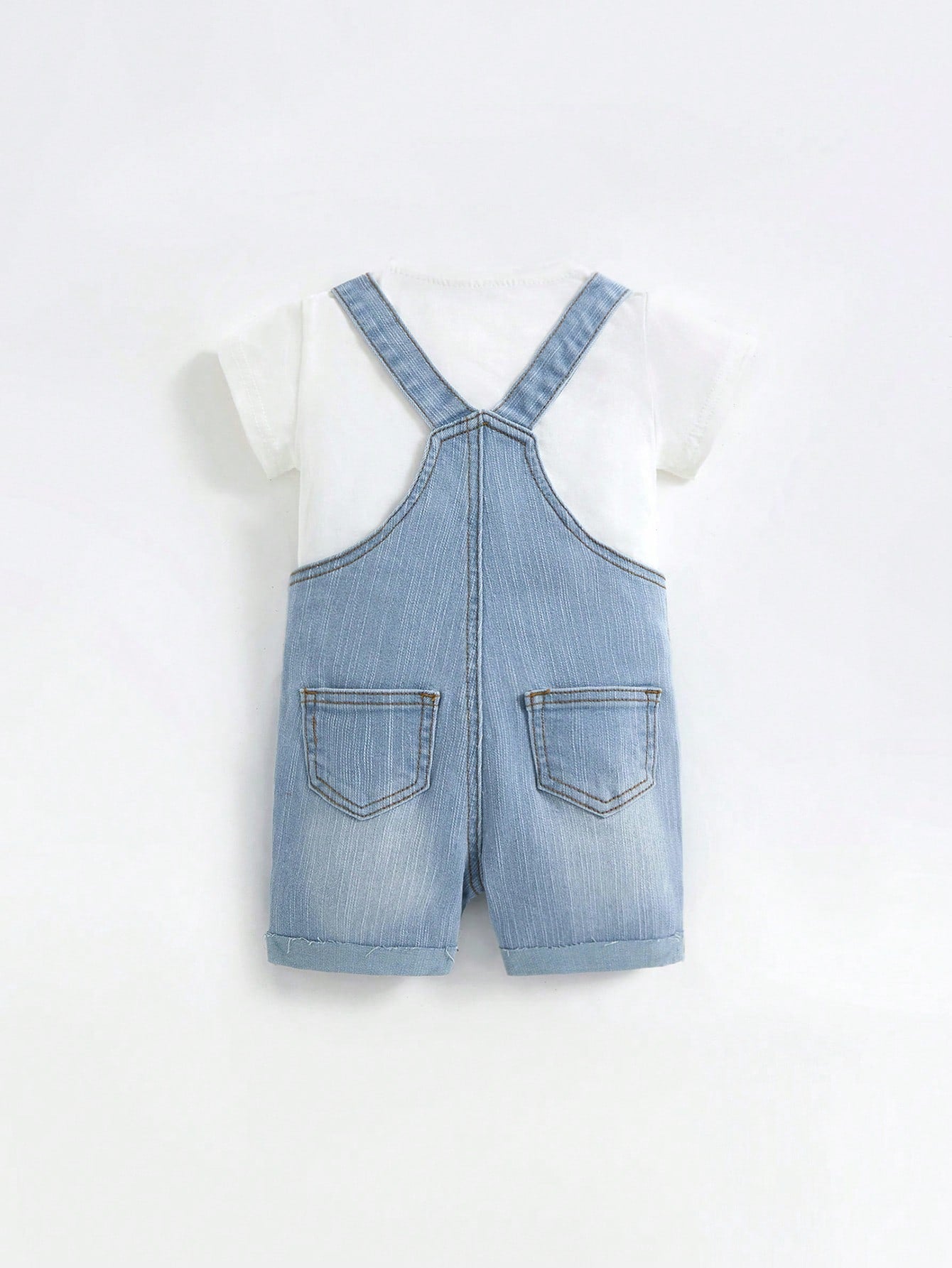 Unisex Baby/Toddler Light Blue Denim Bib Shorts With Rips, Suitable For Summer Outings And Vacations
