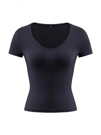Vaiaye Women's Solid Color V-Neck Short Sleeve Sexy Fitted Y2K Style T-Shirt, Suitable For Daily Wear Casual Black Summer