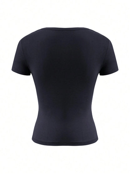 Vaiaye Women's Solid Color V-Neck Short Sleeve Sexy Fitted Y2K Style T-Shirt, Suitable For Daily Wear Casual Black Summer