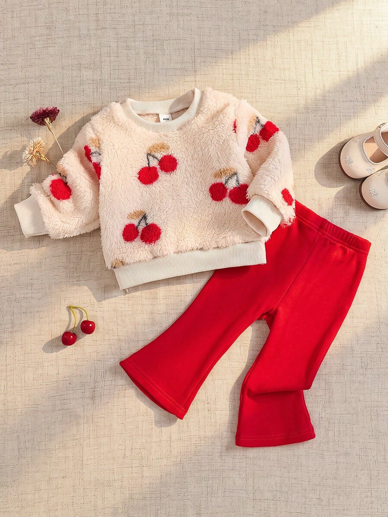 Vintaside Kids 2pcs Baby Girl Set, Floral Letter Print Crew Neck Long Sleeve Sweatshirt And Rabbit Print Flare Pants, Cute Casual For Autumn/Winter Outings Vacation