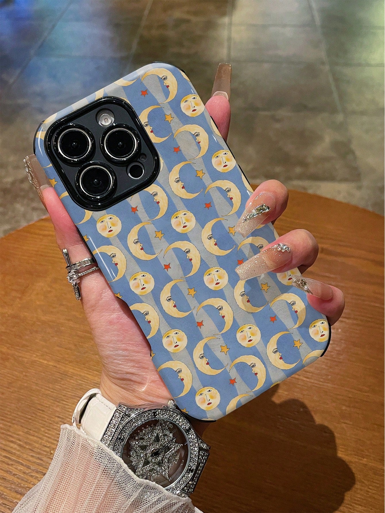 WeiMi 1pc Fashionable Colorful Dopamine Moon Striped Pattern Shockproof Anti-Slip Soft & Durable TPU+PC Hybrid Full Coverage Glossy Protective Phone Case Compatible With Apple Smartphones
