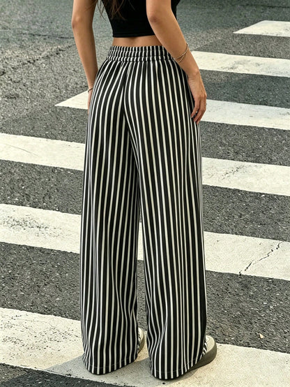 Women's Black Cat Pattern Straight Loose Fit Sweatpants,Paw Print Design Drawstring Waist Joggers,Light Grey Winter Casual Lounge Long Knit Pants