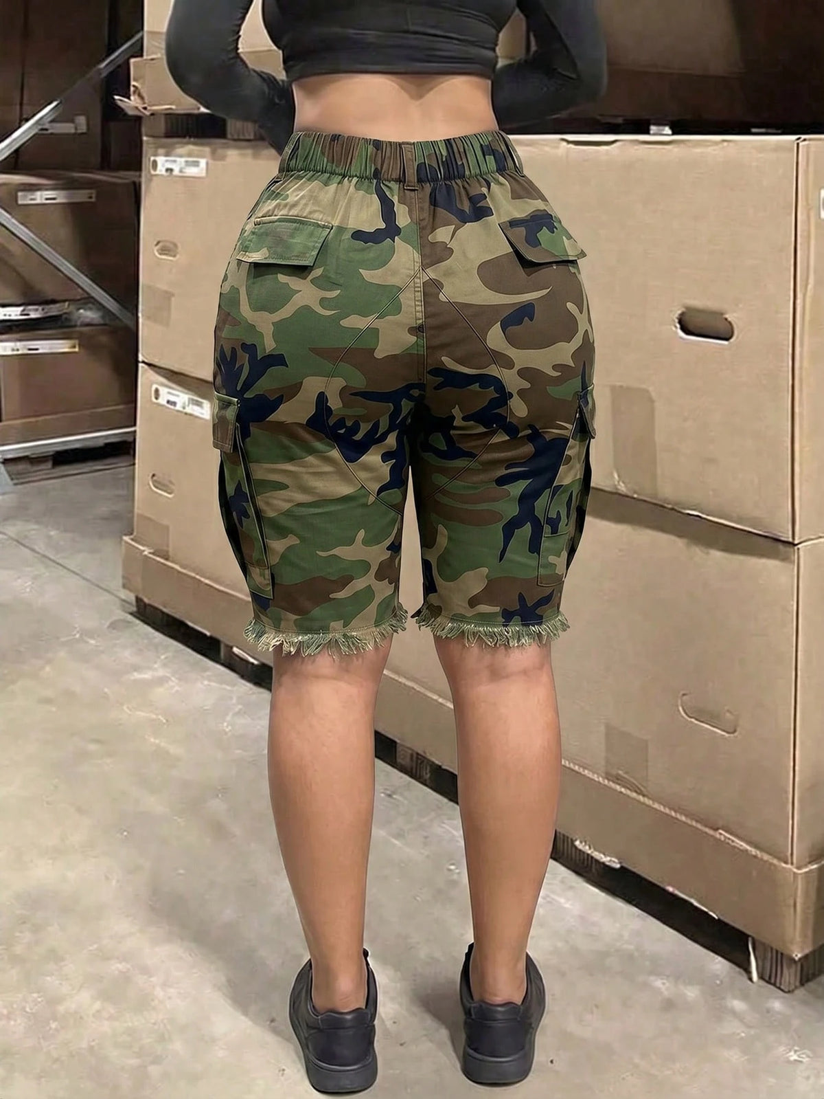 Women's Camouflage Elastic Waist Cargo Shorts, Casual Raw Hem Streetwear Mini Bottoms, Y2K & Everyday Outfits