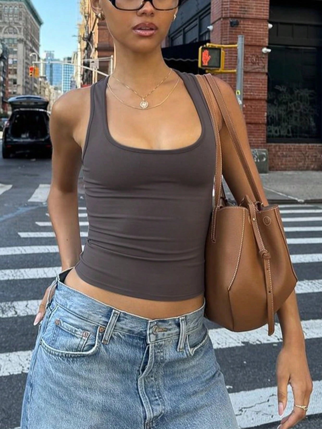 Women's Casual Solid Color Fitted Crop Top, Sexy Spaghetti Strap Midriff-Baring Streetwear For Daily Wear & Vacation Summer