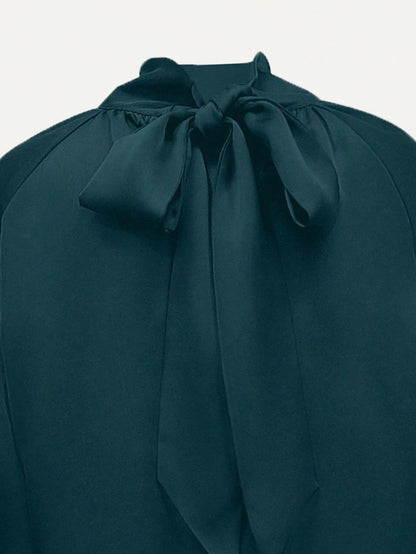Women's Elegant Commuter Solid Color Stand Collar Lantern Sleeve Blouse Spring