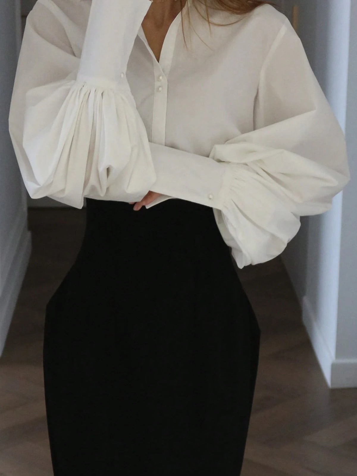 Women's Fashion Elegant Commuter Collared Lantern Sleeve Blouse, Solid Color Woven Fabric Front Button Closure Blouse, Suitable For Office, Daily, Date, Airport, Lightweight Breathable Spring/Summer W