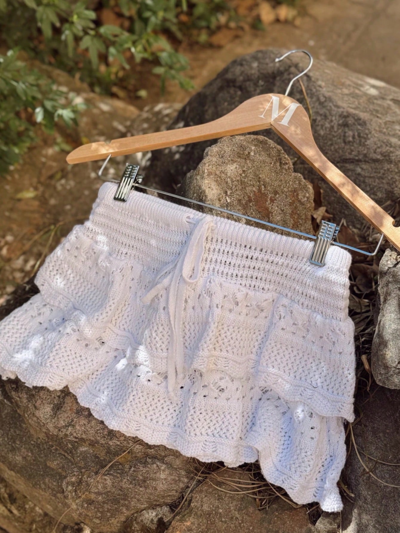 Women's White Knit Mini Cover Up Skirt, Layered Ruffle Hem Design, Perfect For Summer Vacation And Beach