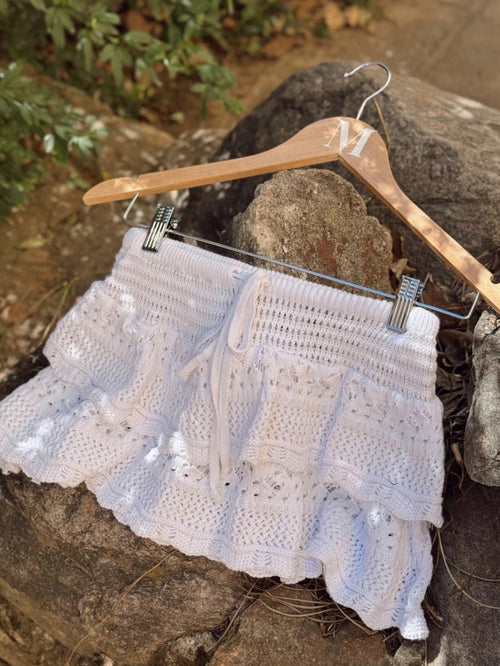 Women's White Knit Mini Cover Up Skirt, Layered Ruffle Hem Design, Perfect For Summer Vacation And Beach