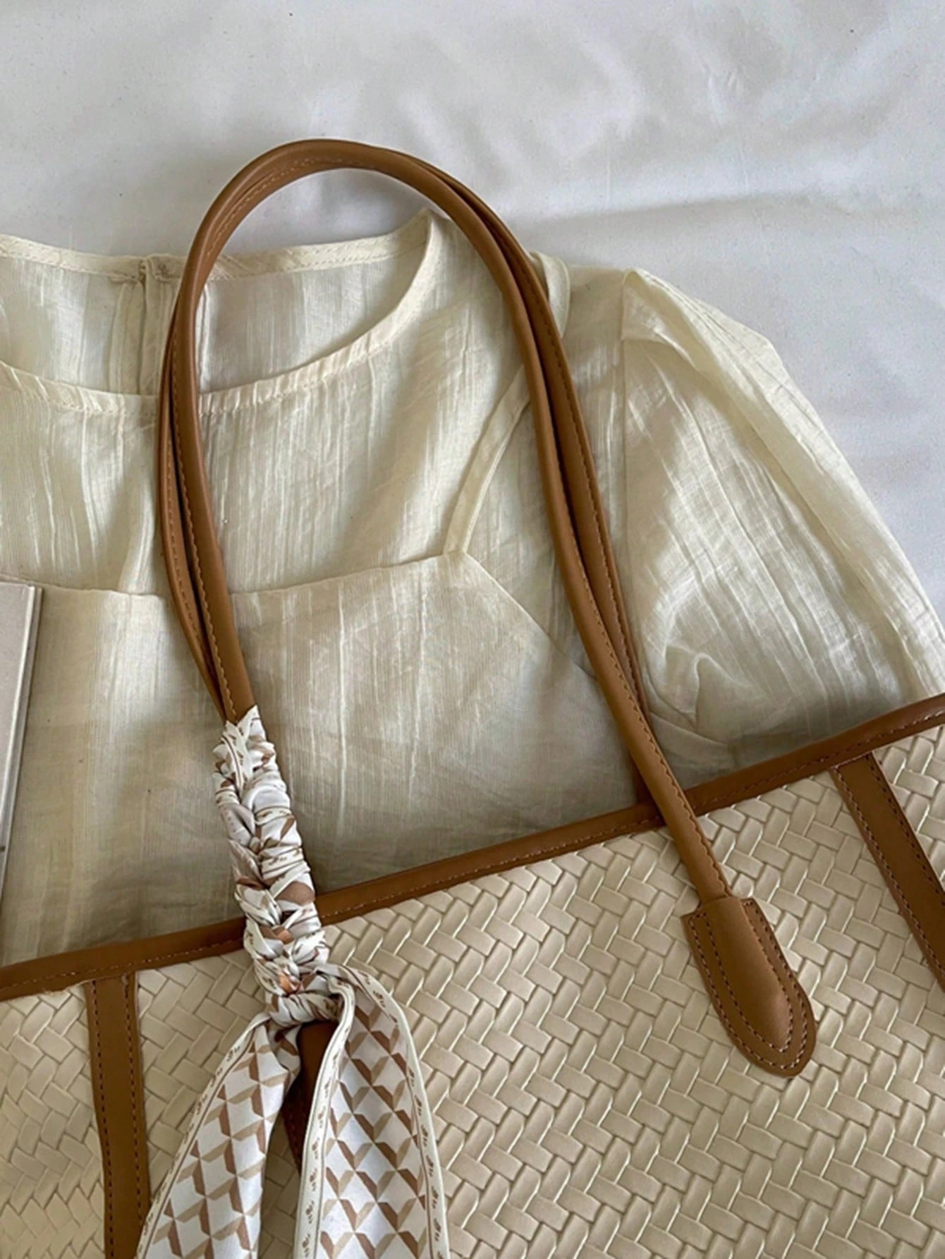 Women's Woven Texture Handbag With Scarf Decoration, Large Capacity Vintage PU Tote Bag, Suitable For Commuting, Daily Use And Shopping