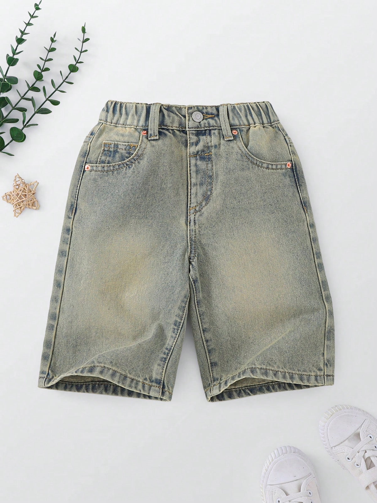 Young Boy Casual Versatile All-Match Comfortable Vintage Washed Blue Denim Bermuda Shorts, School, Campus, College Summer Holiday