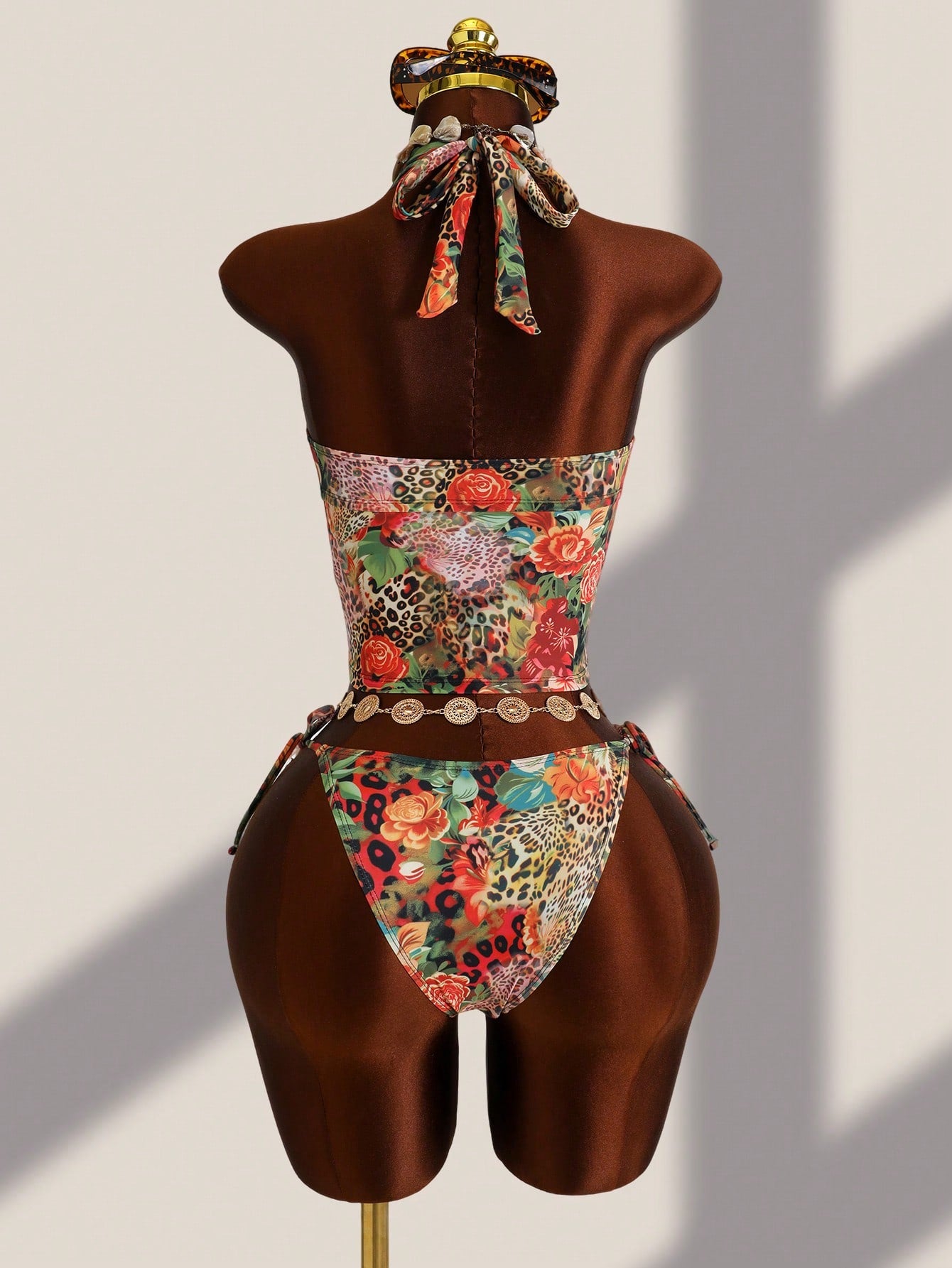 Zestiva 2pcs Women's Summer Beach Vacation Random Print Metal Decor Tie Side Triangle Tankini Set