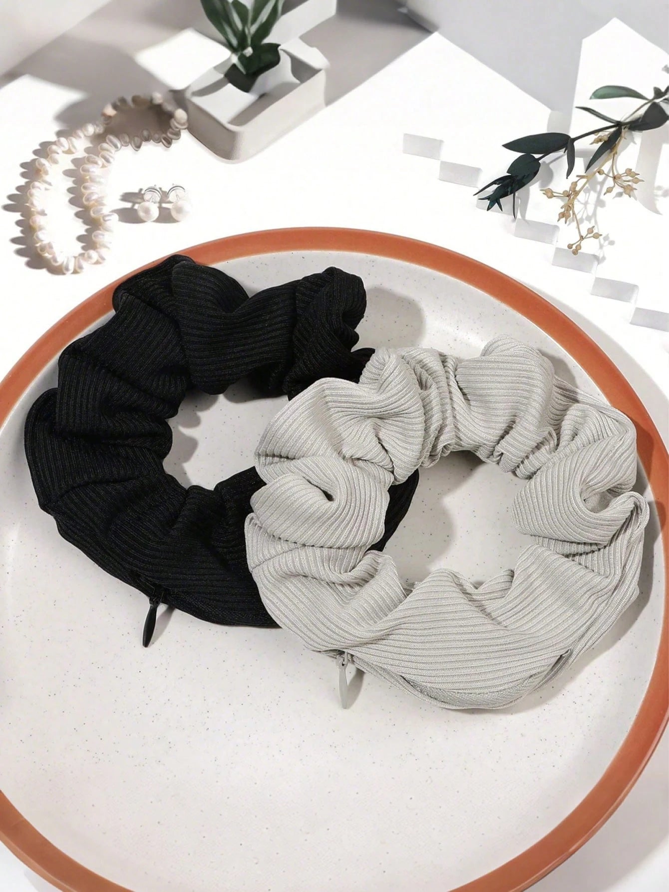 Zipper Hair Scrunchie, Multi-Functional Hair Band Storage Bag- Hidden Zipper Pocket Hair Scrunchie- Solid Color Minimalist Hair Scrunchie With Secret Storage